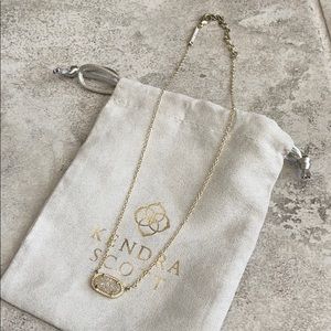 Kendra Scott Elisa Gold Pendant Necklace